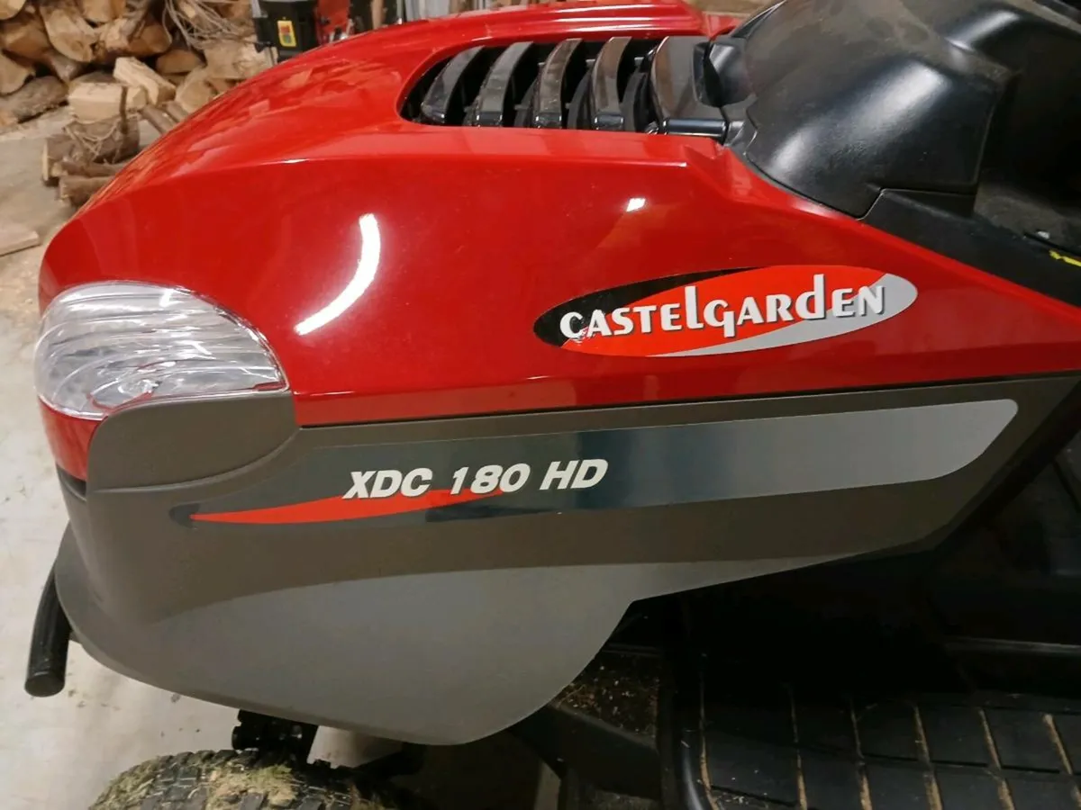 Castle garden mover - Image 1