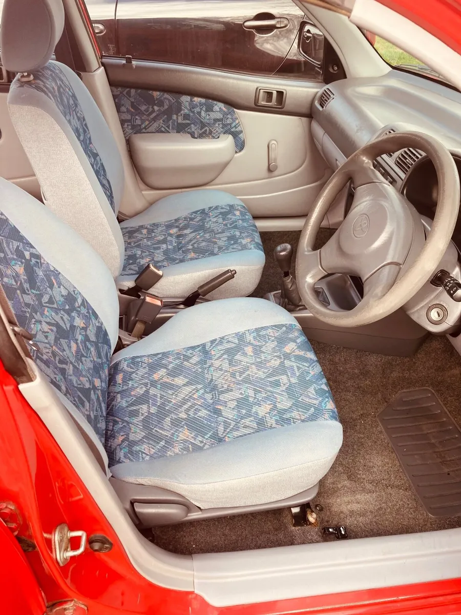 Toyota Starlet 1998 - Image 3