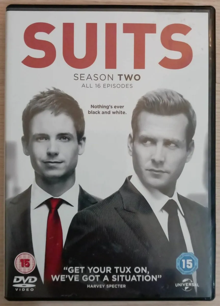 SUITS, complete Season 2 on DVD