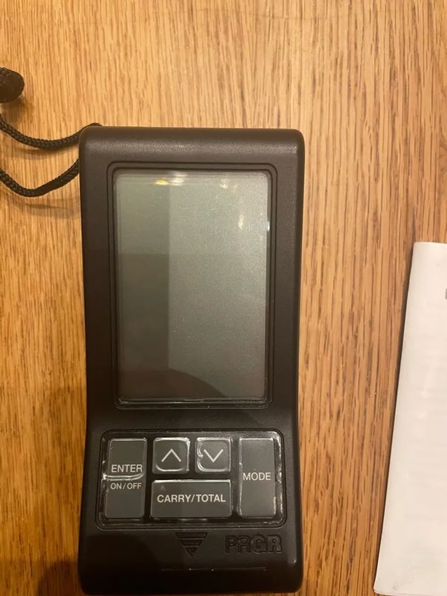 PRGR Portable Launch Golf Monitor - Image 4