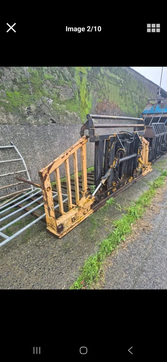 Respray at your premises Digger,Tractor,Teleport - Image 4