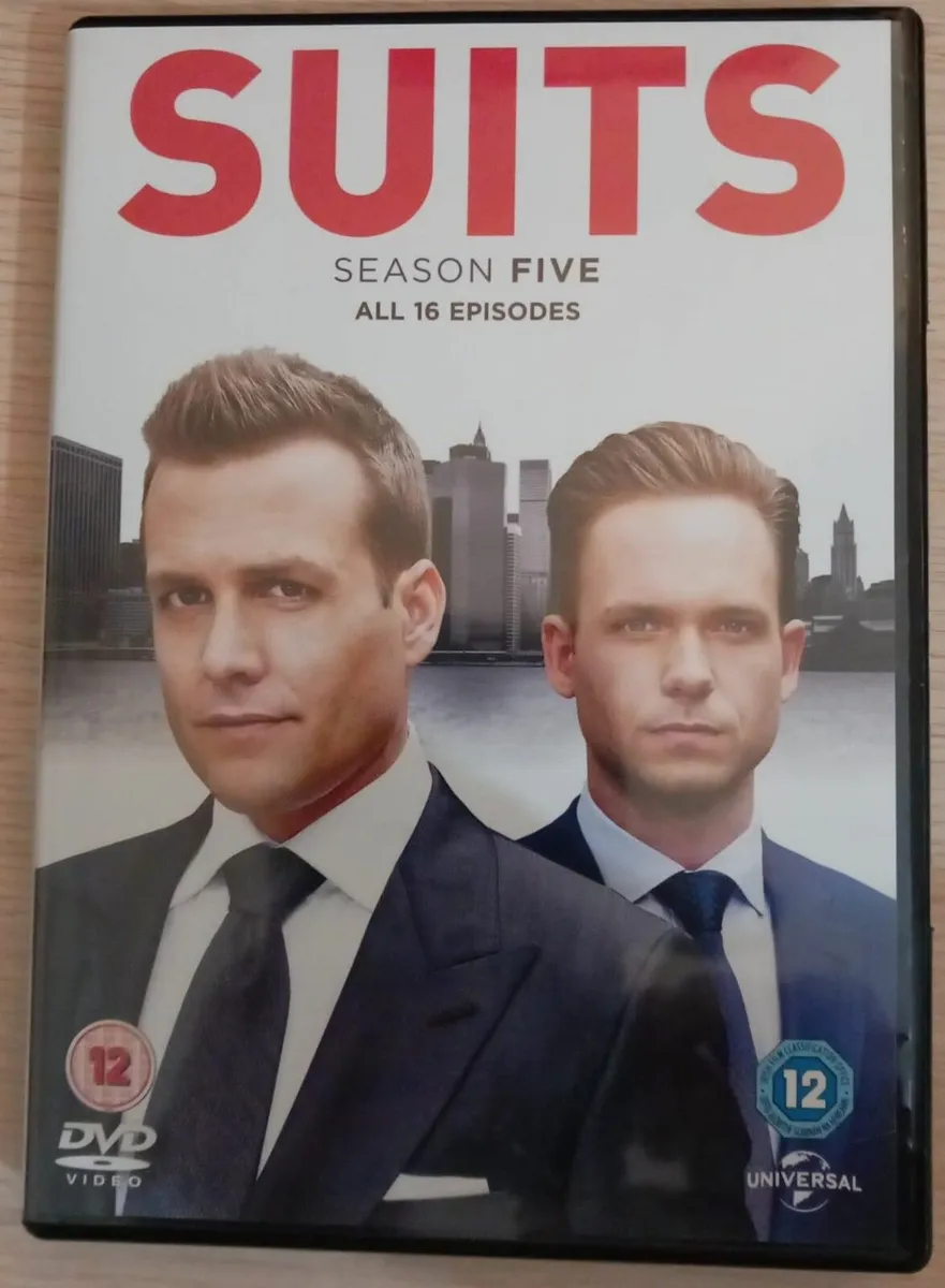 SUITS, complete Season 5 on DVD