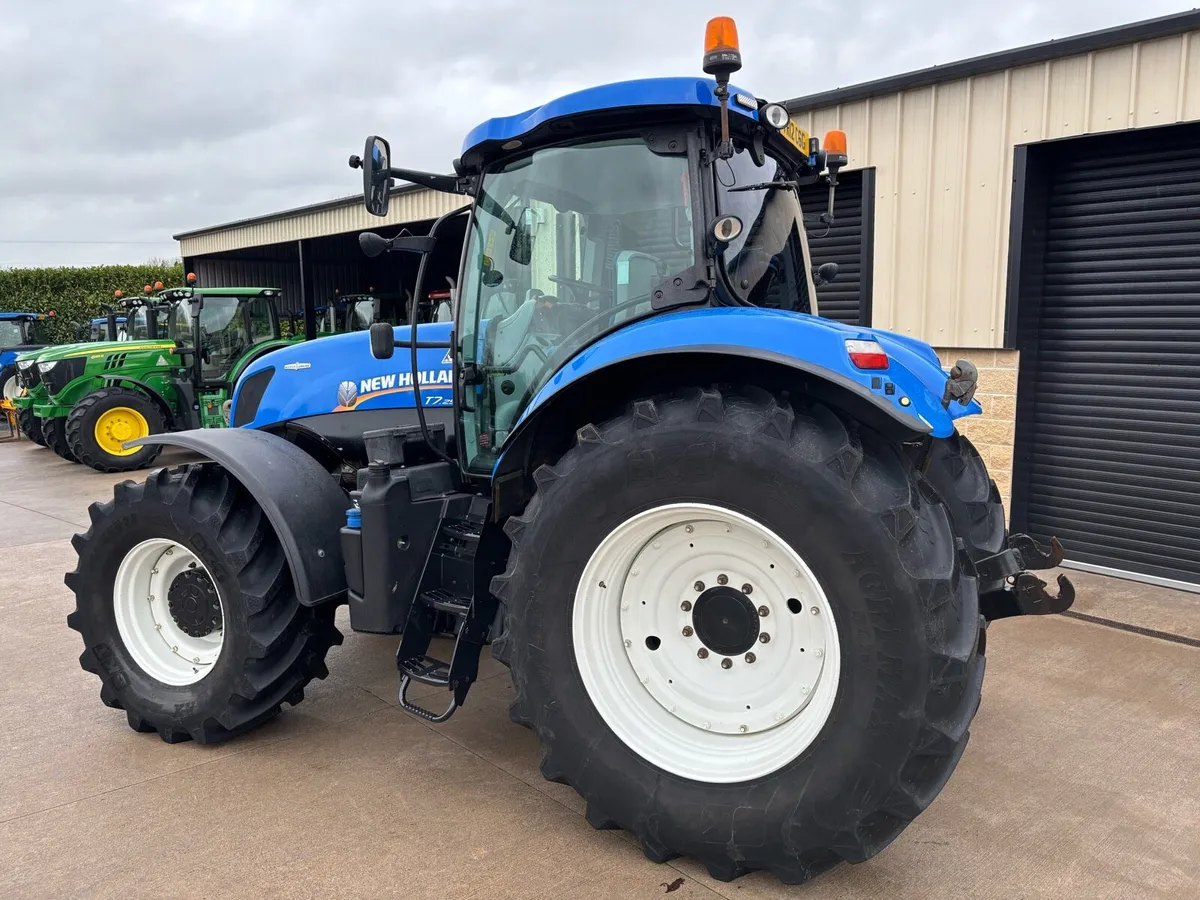 2012 NEW HOLLAND T7.250 AUTO COMMAND - Image 4