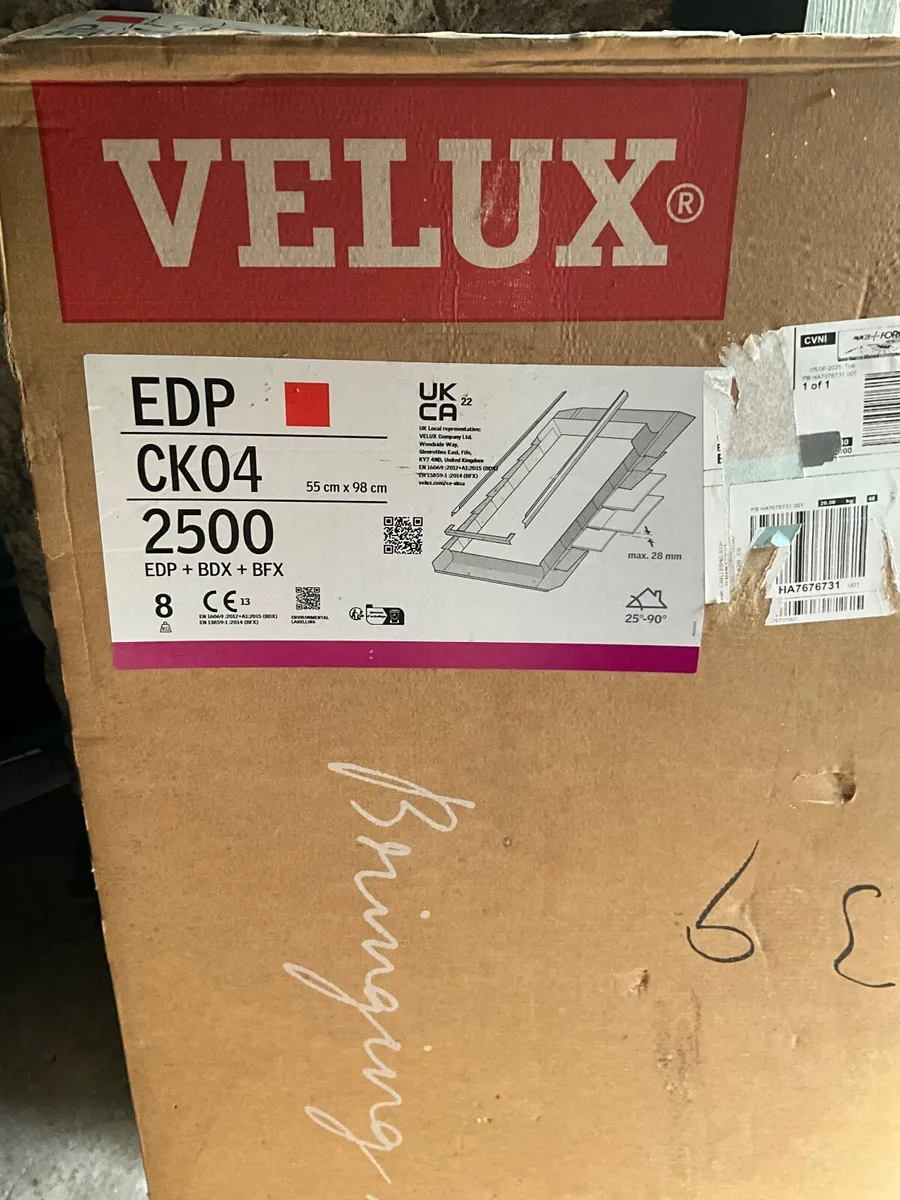 Conservation Velux Window and Flashing Kit - Image 2