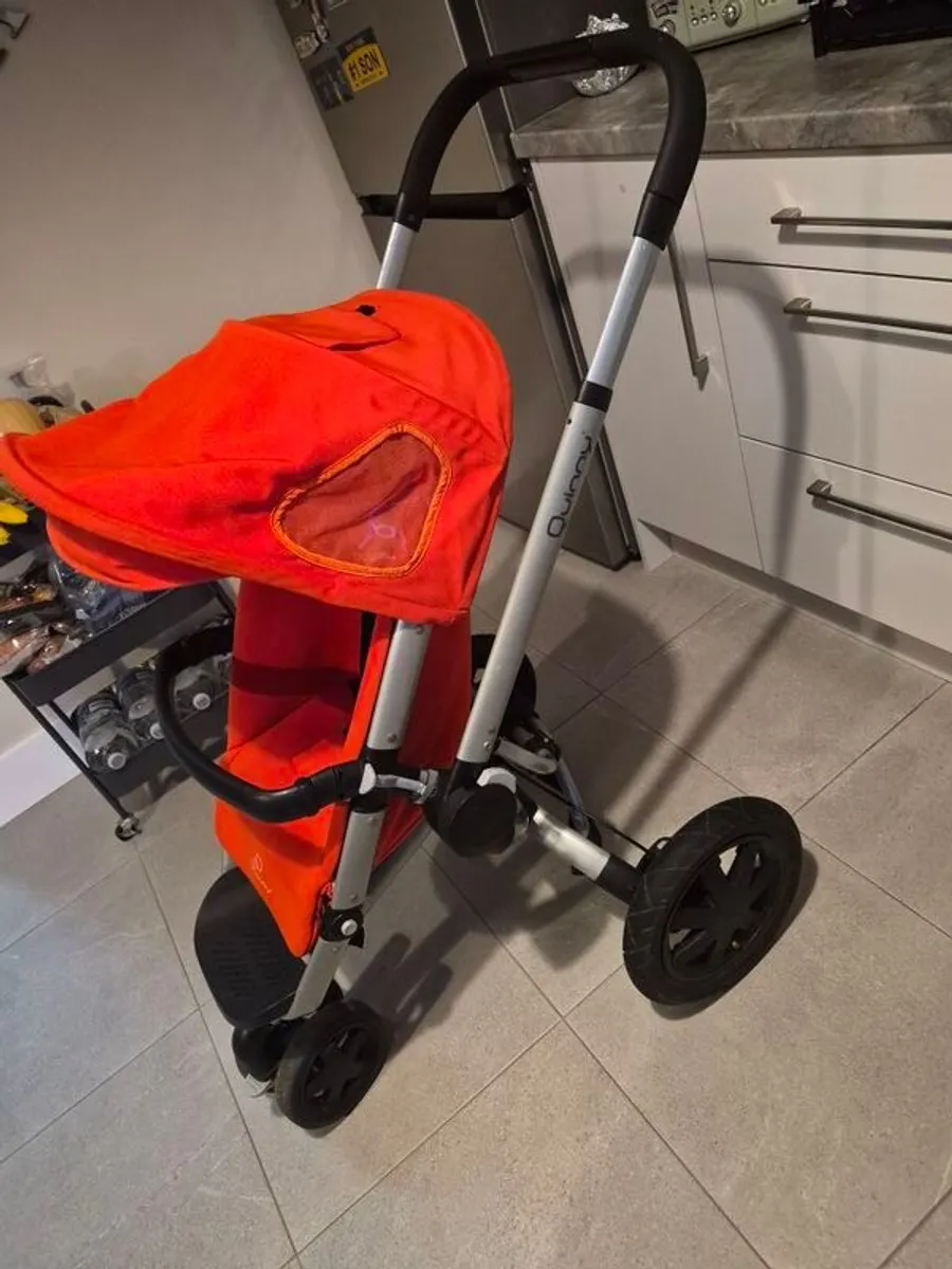 Quinny Buzz pram & Buzz xtra stroller - Image 2