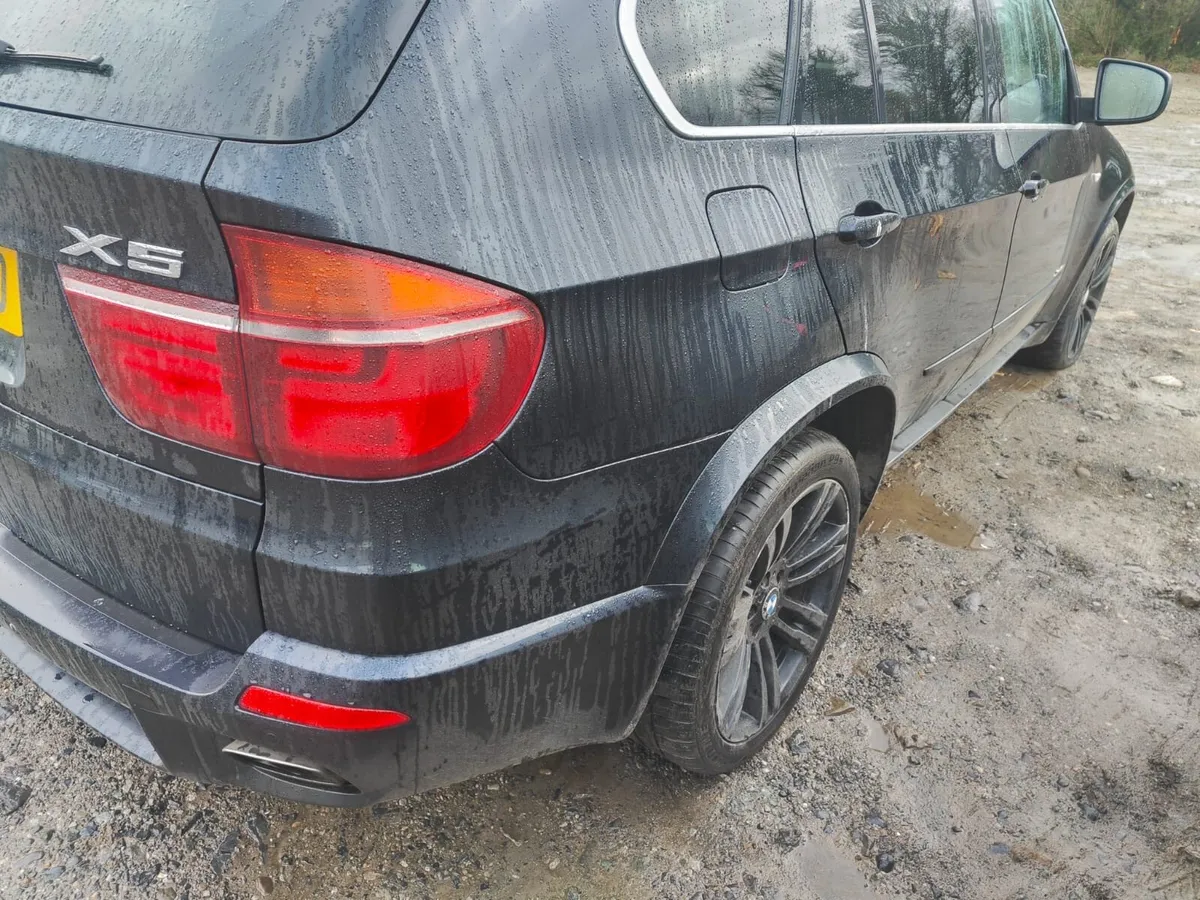 BMW x5 e70 msport 40d xdrive - Image 2