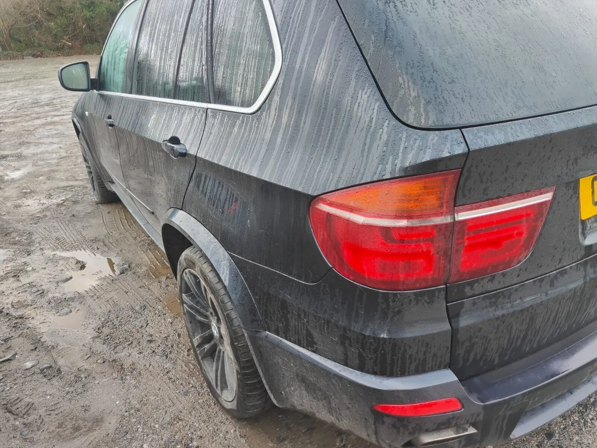 BMW x5 e70 msport 40d xdrive - Image 3