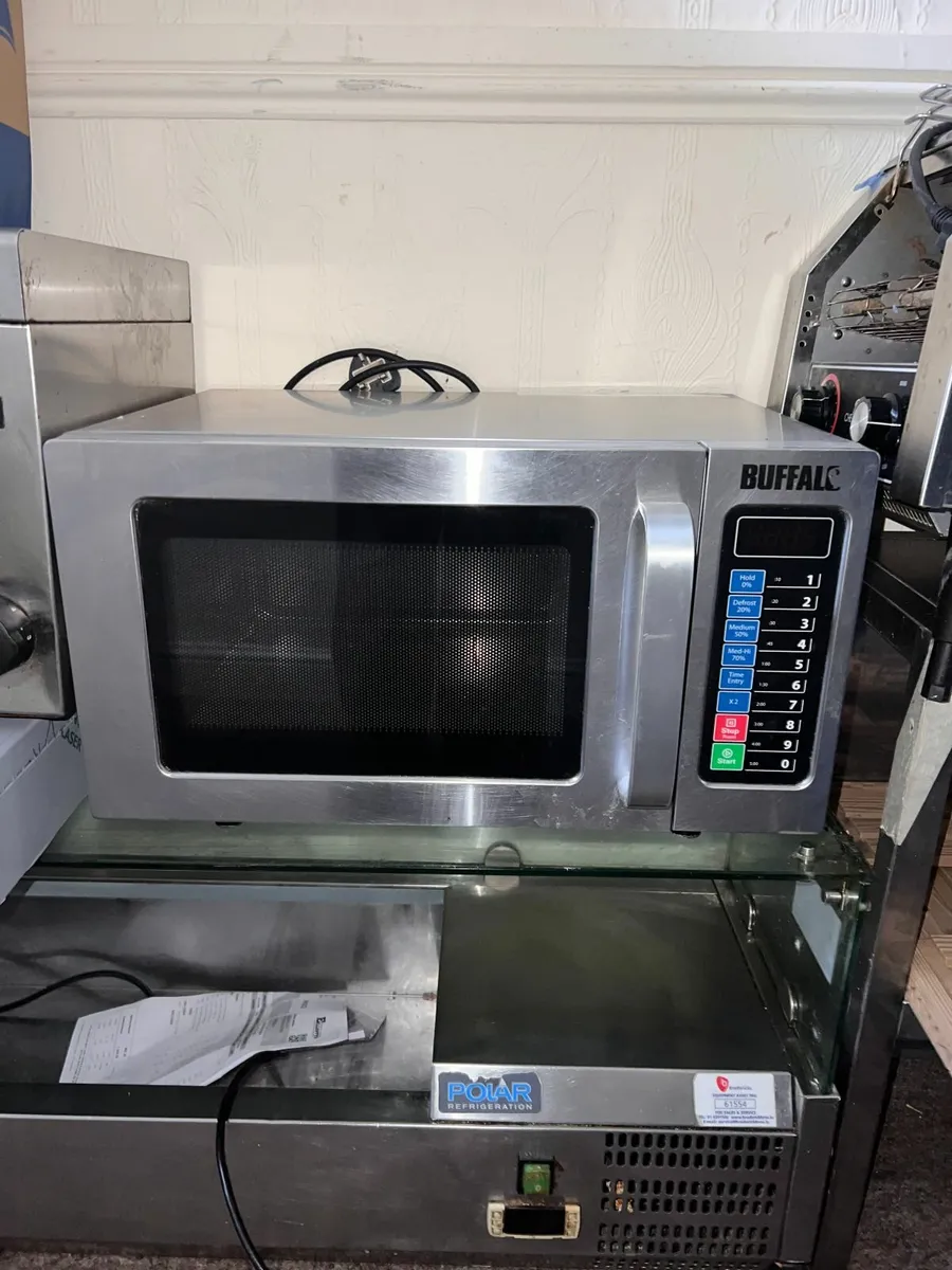 Buffalo Commercial Microwave - Image 3