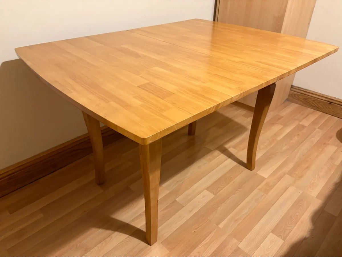 Kitchen table - Image 1