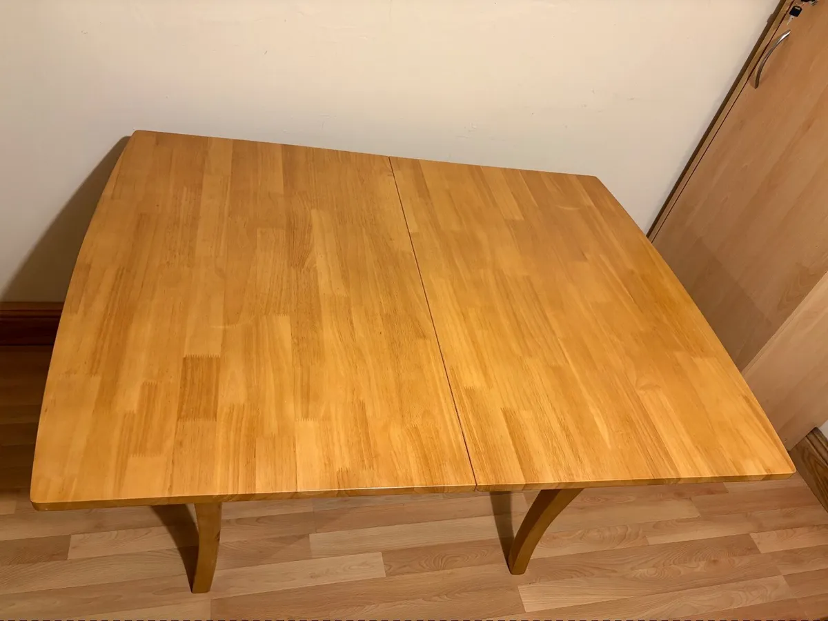 Kitchen table - Image 3