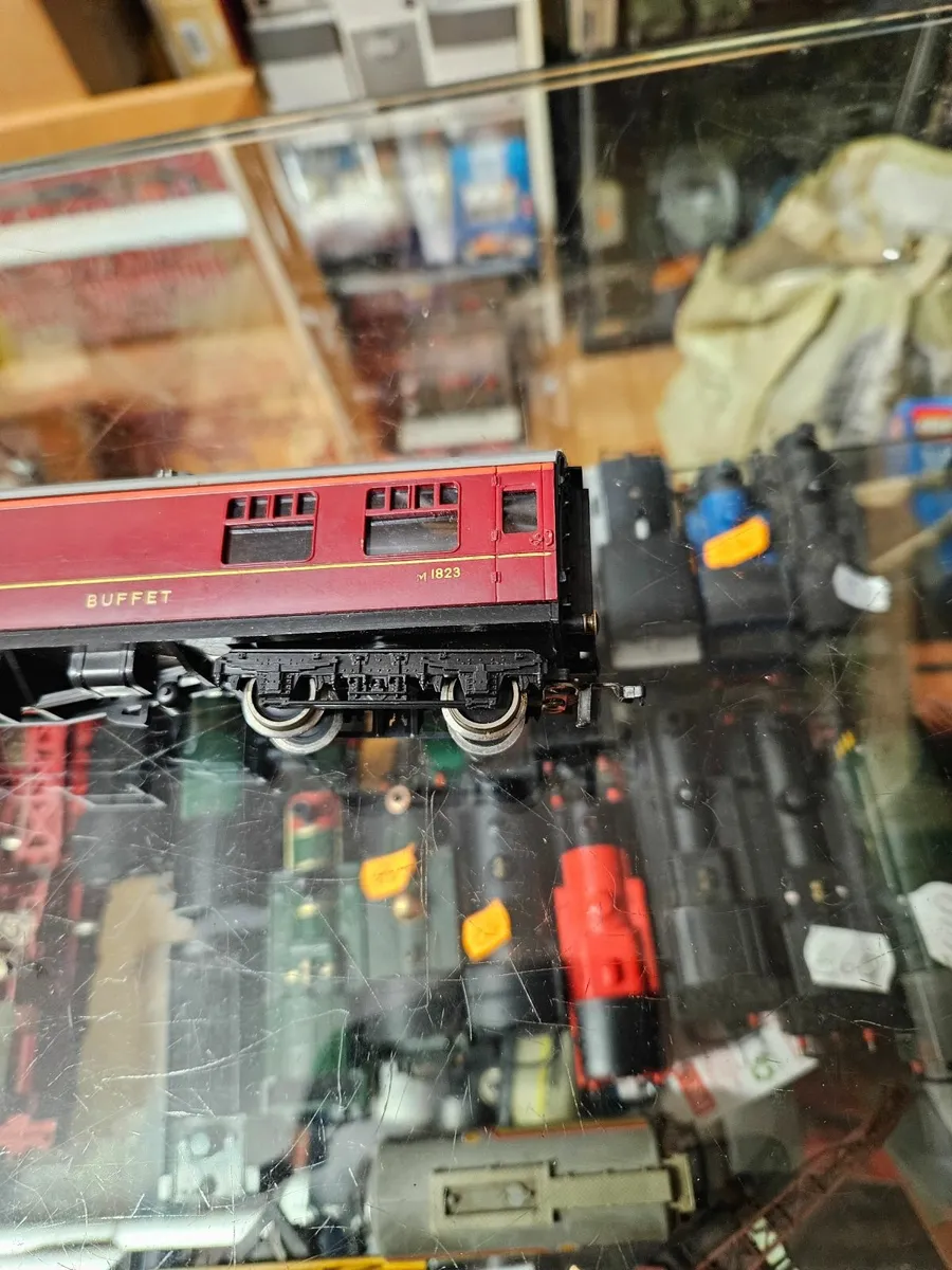 Hornby OO Gauge Carraige - Image 2