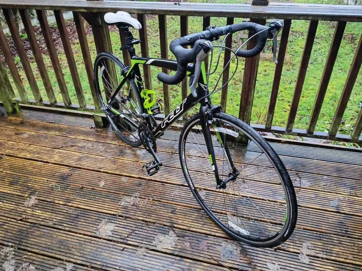 Lightweight Felt Z Series Road Bike Medium Excellent Condition plus Stand - Image 3