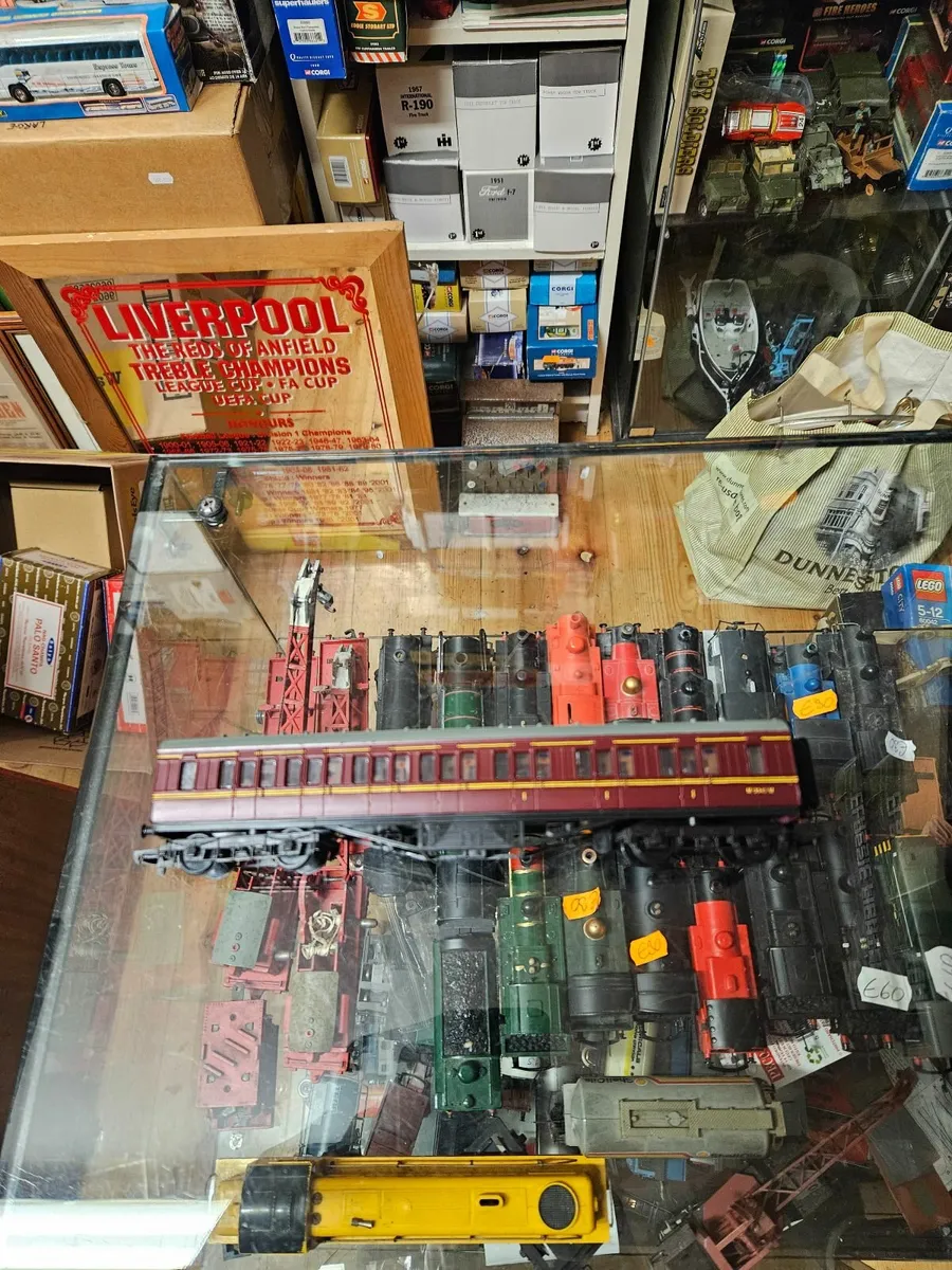 Hornby OO Gauge Carraige