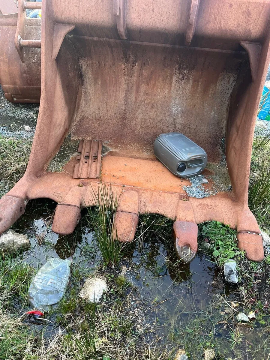 Plant hire - Image 2