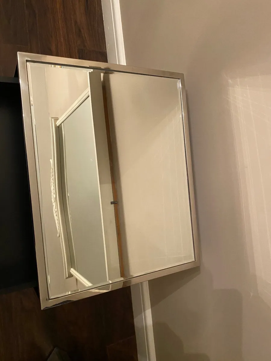 Mirror locker - Image 4