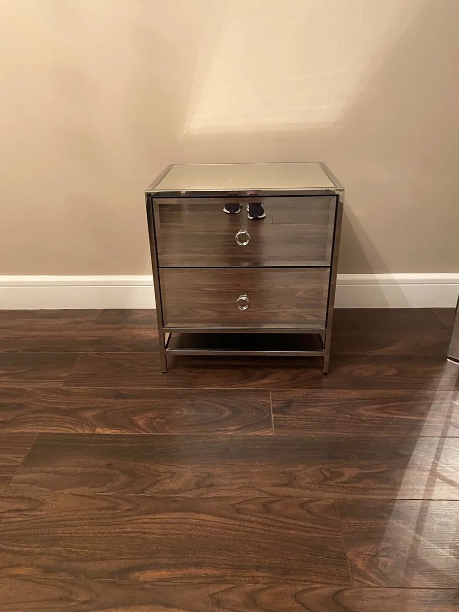 Mirror locker - Image 2