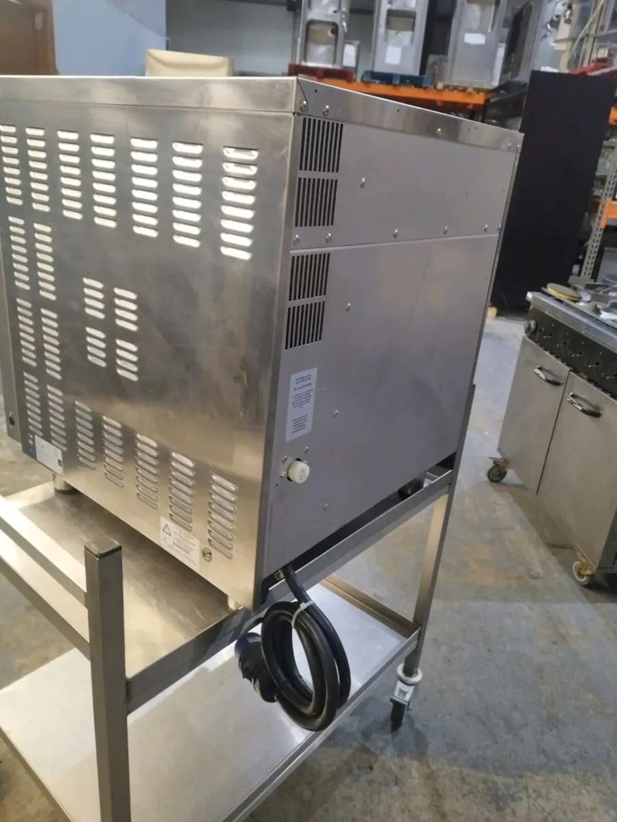 Convection oven - Image 3