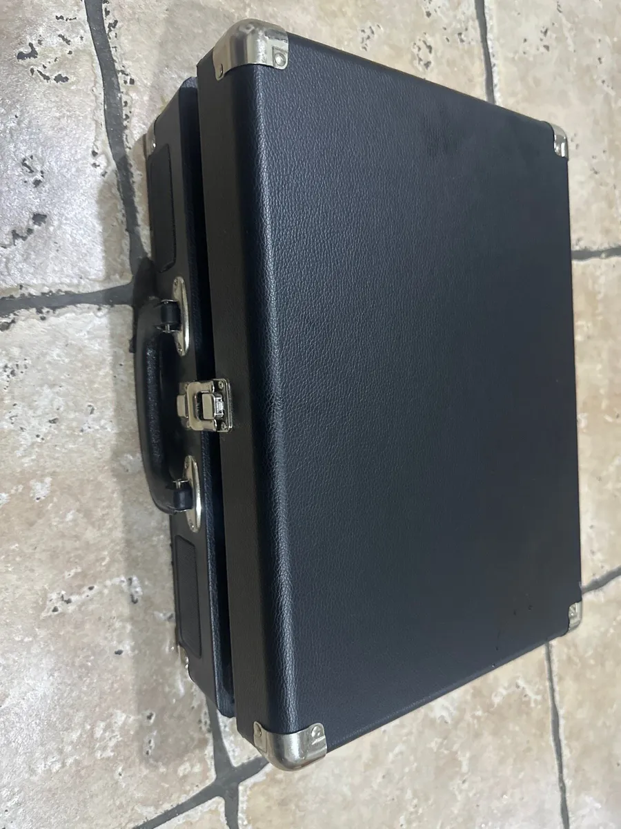 Goodman revive retro turntable built in stereo Spe - Image 2