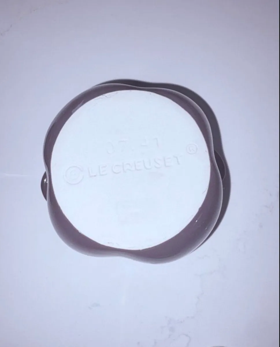 Le Creuset mini cocotte pepper - Image 2