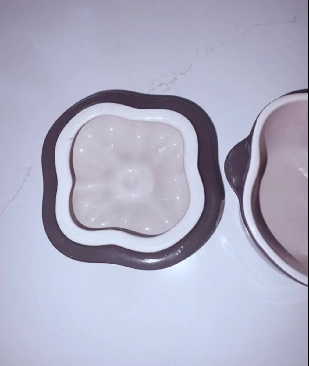 Le Creuset mini cocotte pepper - Image 3