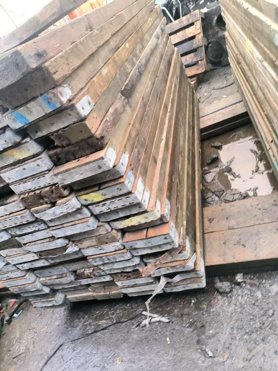 Damaged 8 foot planks - Image 2