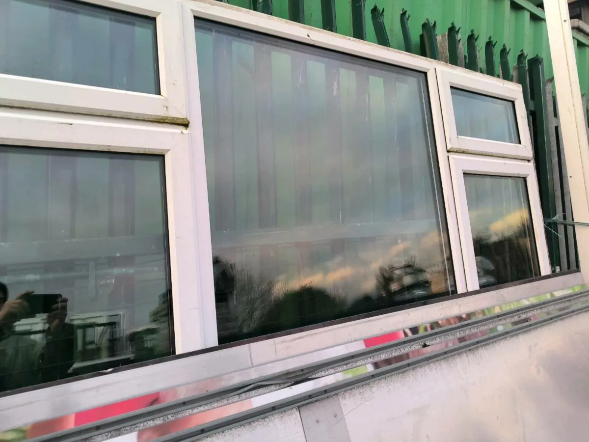 Double glazed windows - Image 3