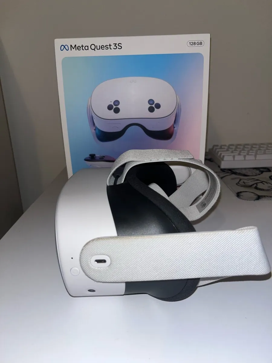 Meta quest 3s - Image 2