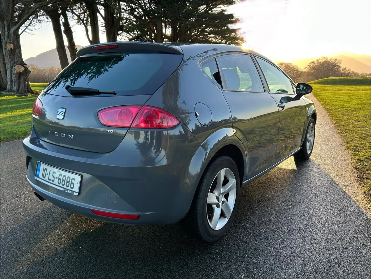 2010 Seat Leon.. PLEASE READ ADVERT - Image 4
