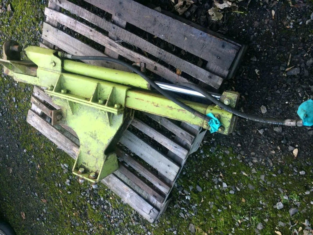 Hydraulic Pick up Hitch For Sale - Image 4