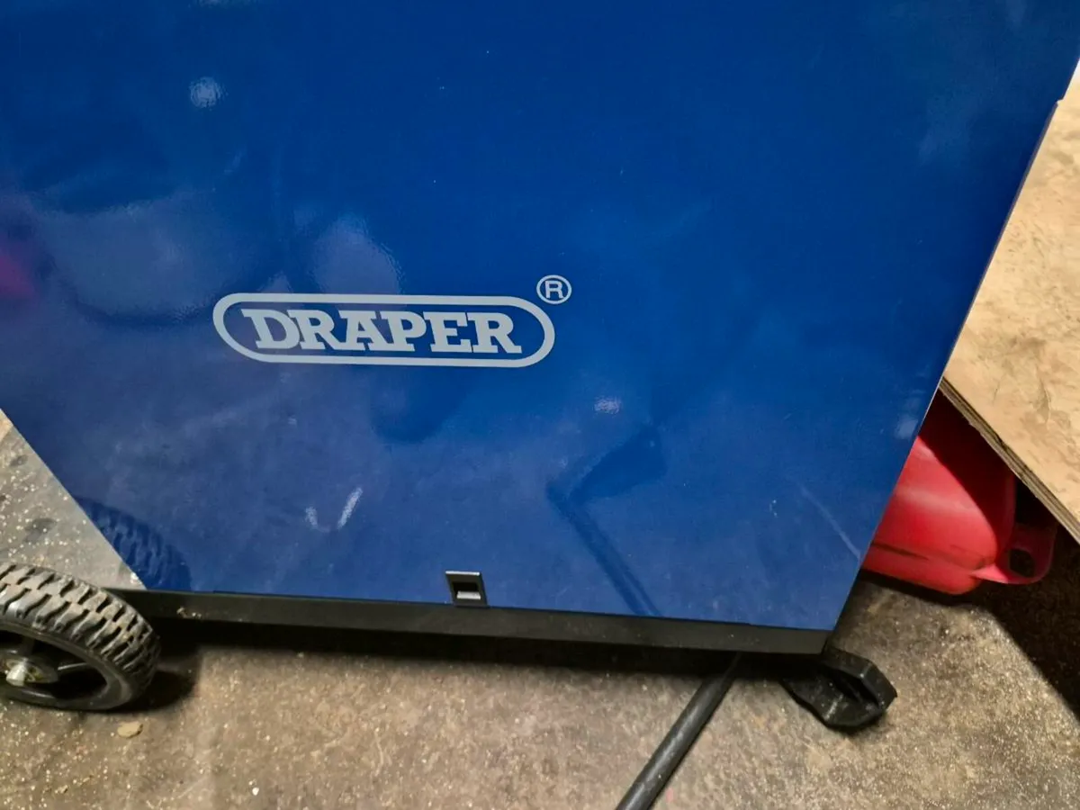 Mig Welder - Image 1