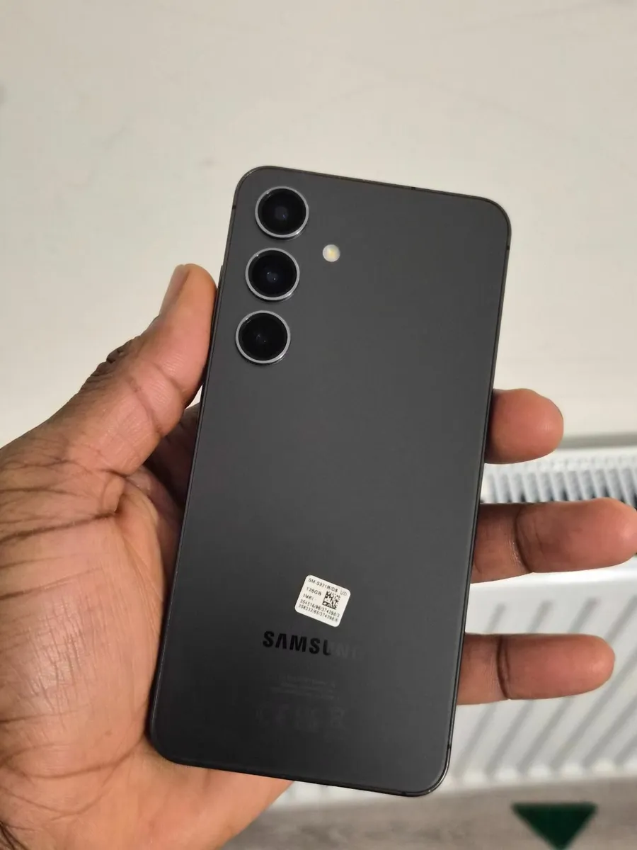 Samsung S24 128GB For sale - Image 2