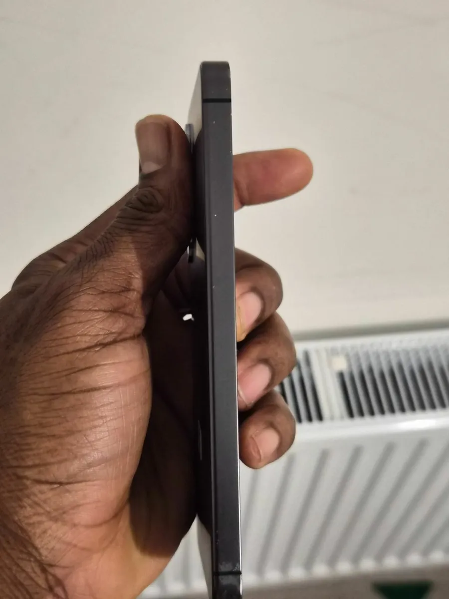 Samsung S24 128GB For sale - Image 3