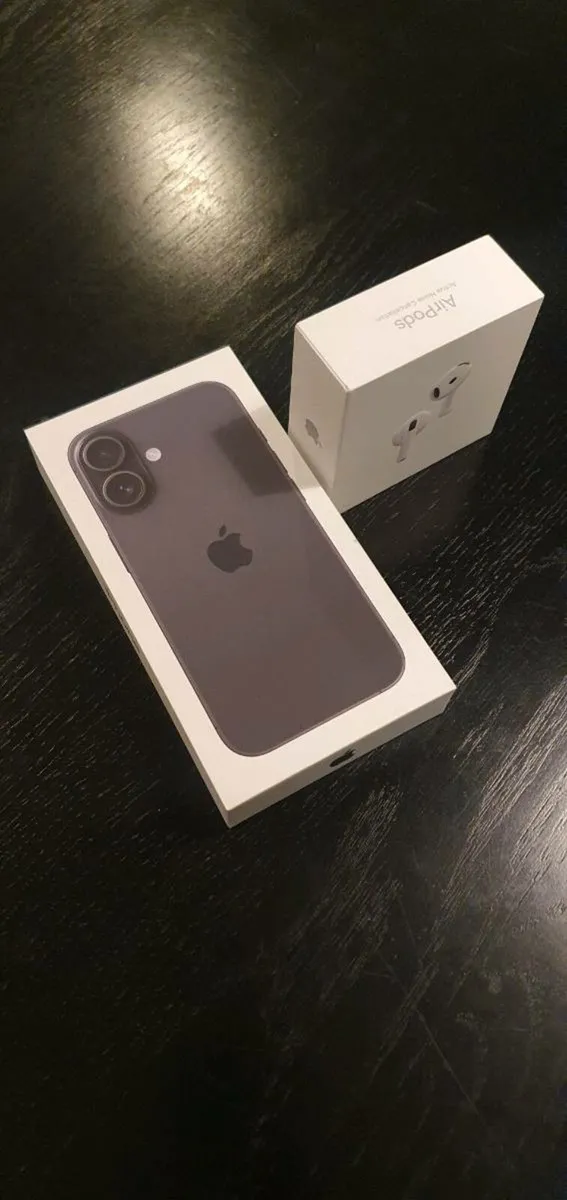 iPhone 16 BNIB - Image 3