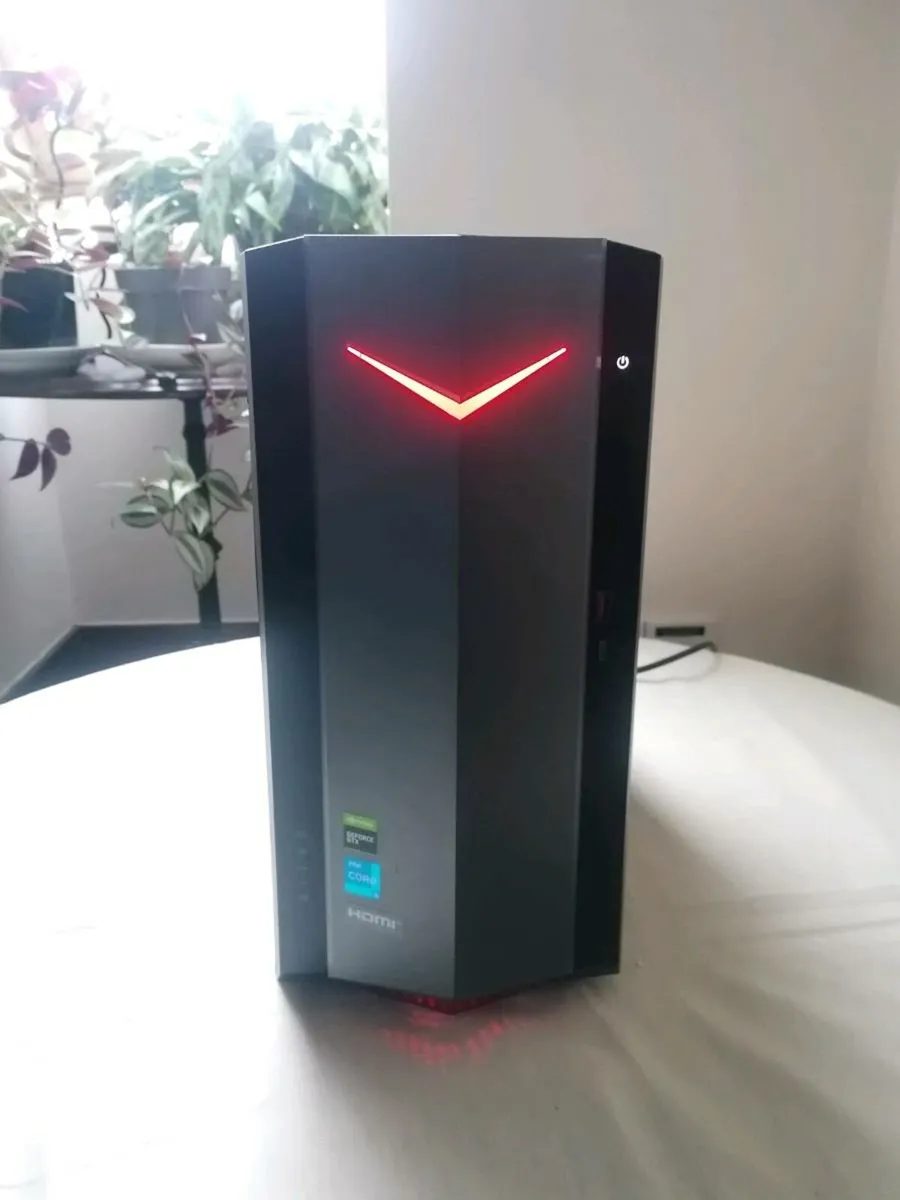 Acer Nitro 50-620 Series Gaming PC - Image 2