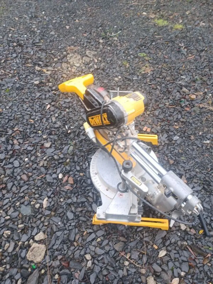 dewalt chop saw - Image 2