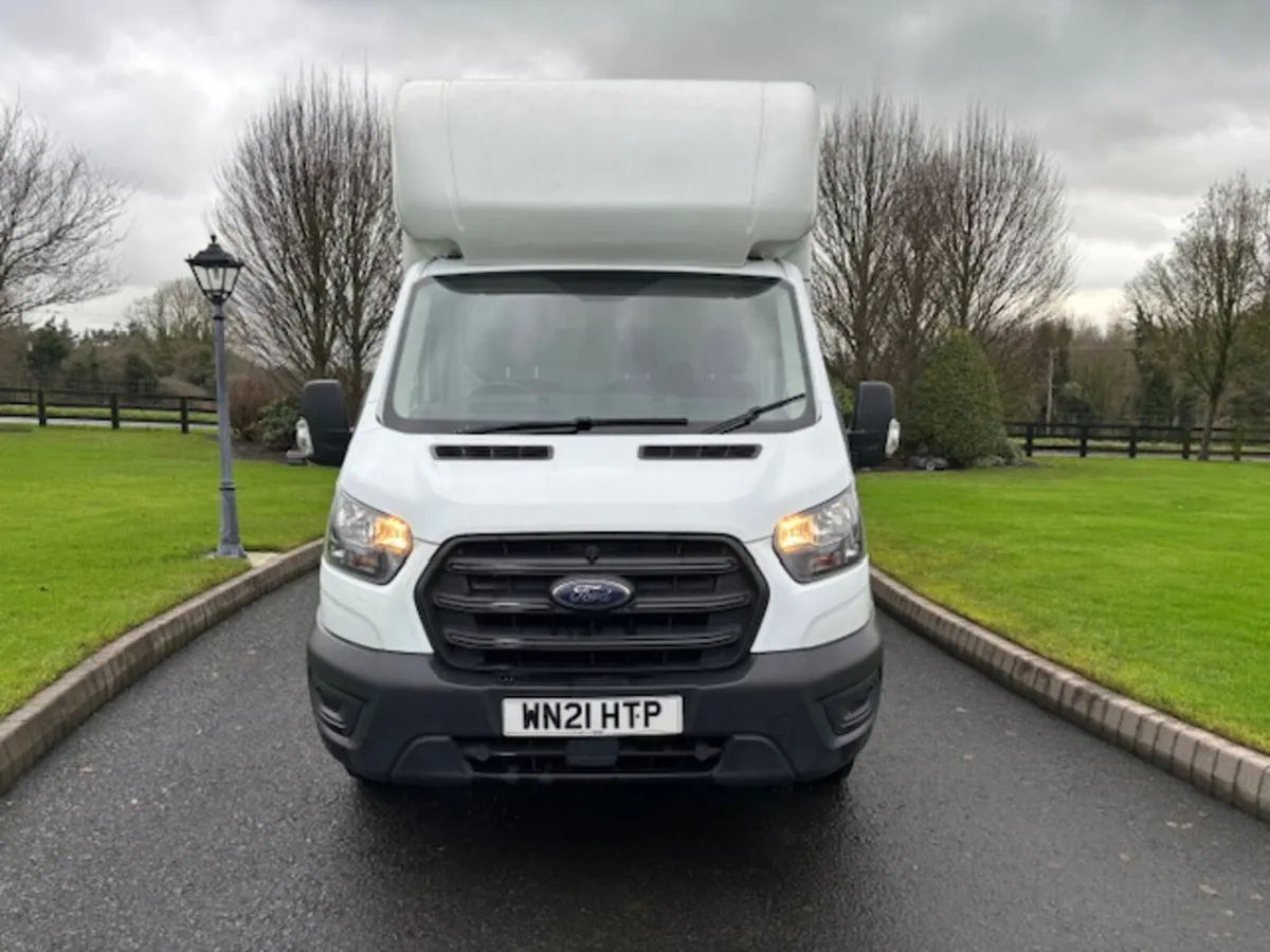 Ford Transit Luton 2021 - Image 2