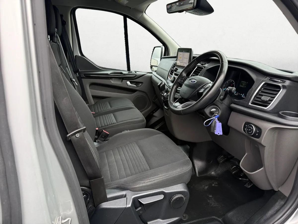 2023 Ford Transit Custom 2.0TDI LIMITED 130BHP LWB - Image 3