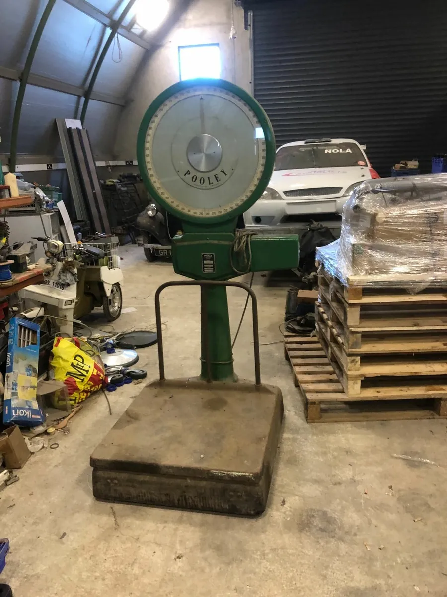 large weighing scales - Image 1