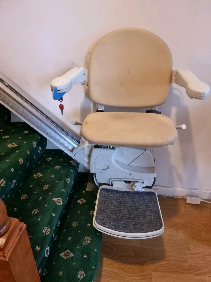 Stair lift - Image 1