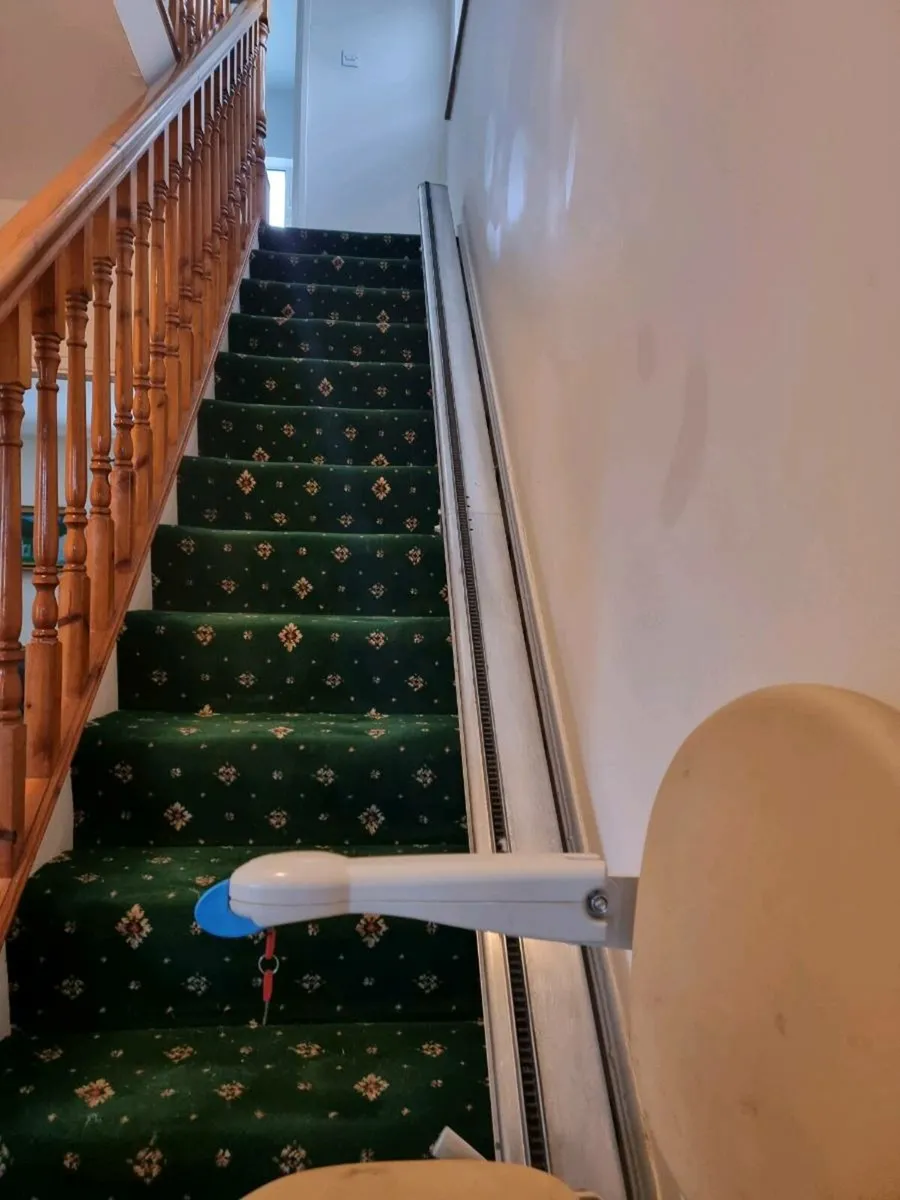 Stair lift - Image 2
