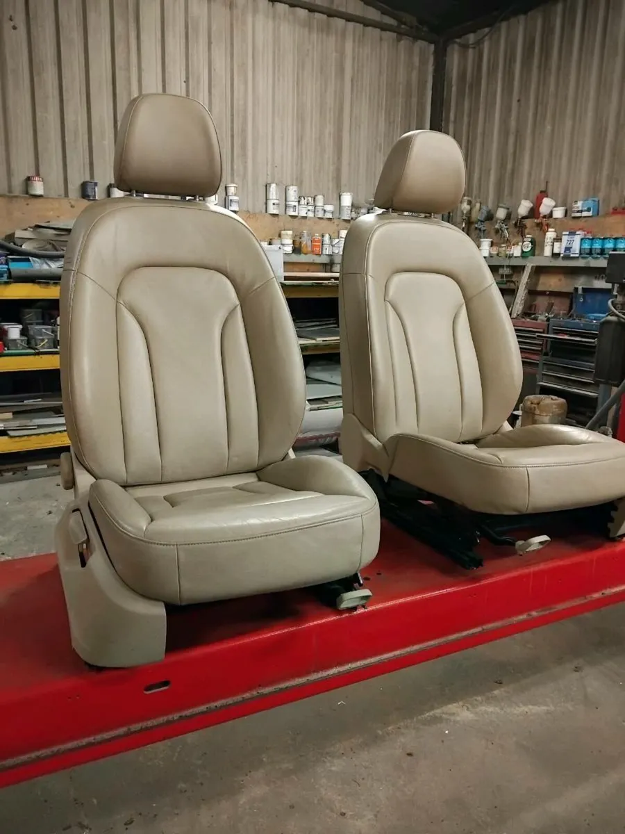 Two front leather seats - Image 3