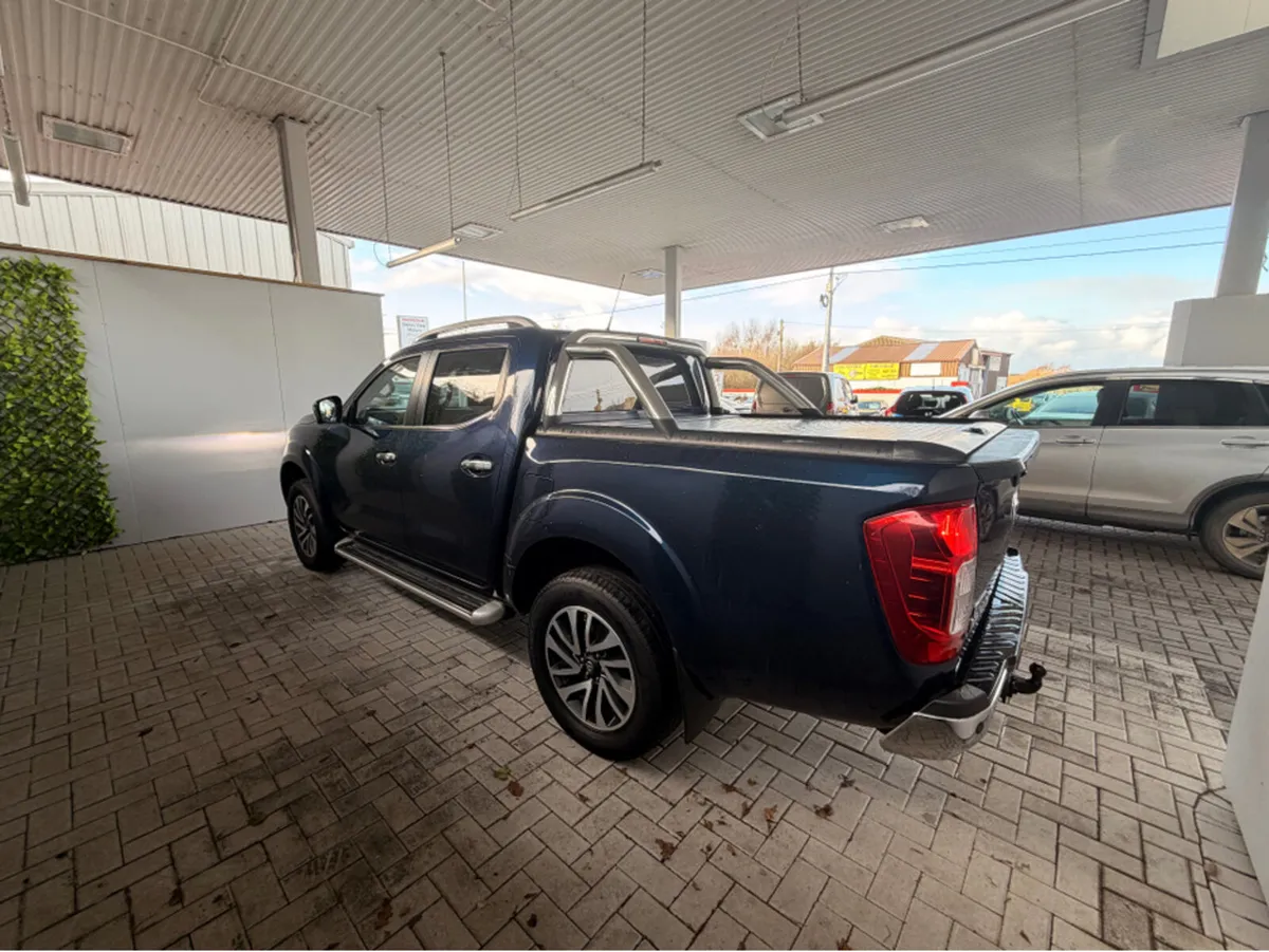 Nissan Navara 2.3 LE LEATHER DOUBLE CAB 1 190 4DR - Image 1