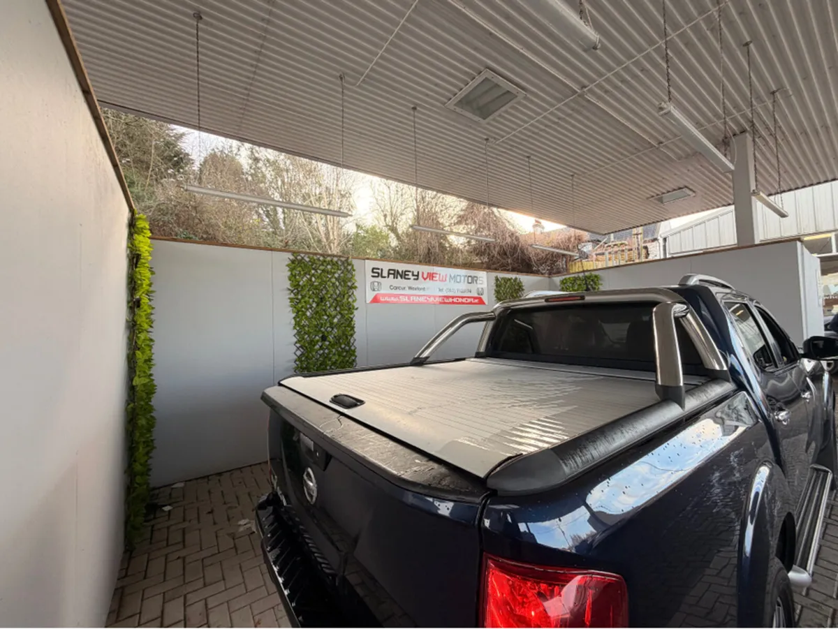 Nissan Navara 2.3 LE LEATHER DOUBLE CAB 1 190 4DR - Image 2