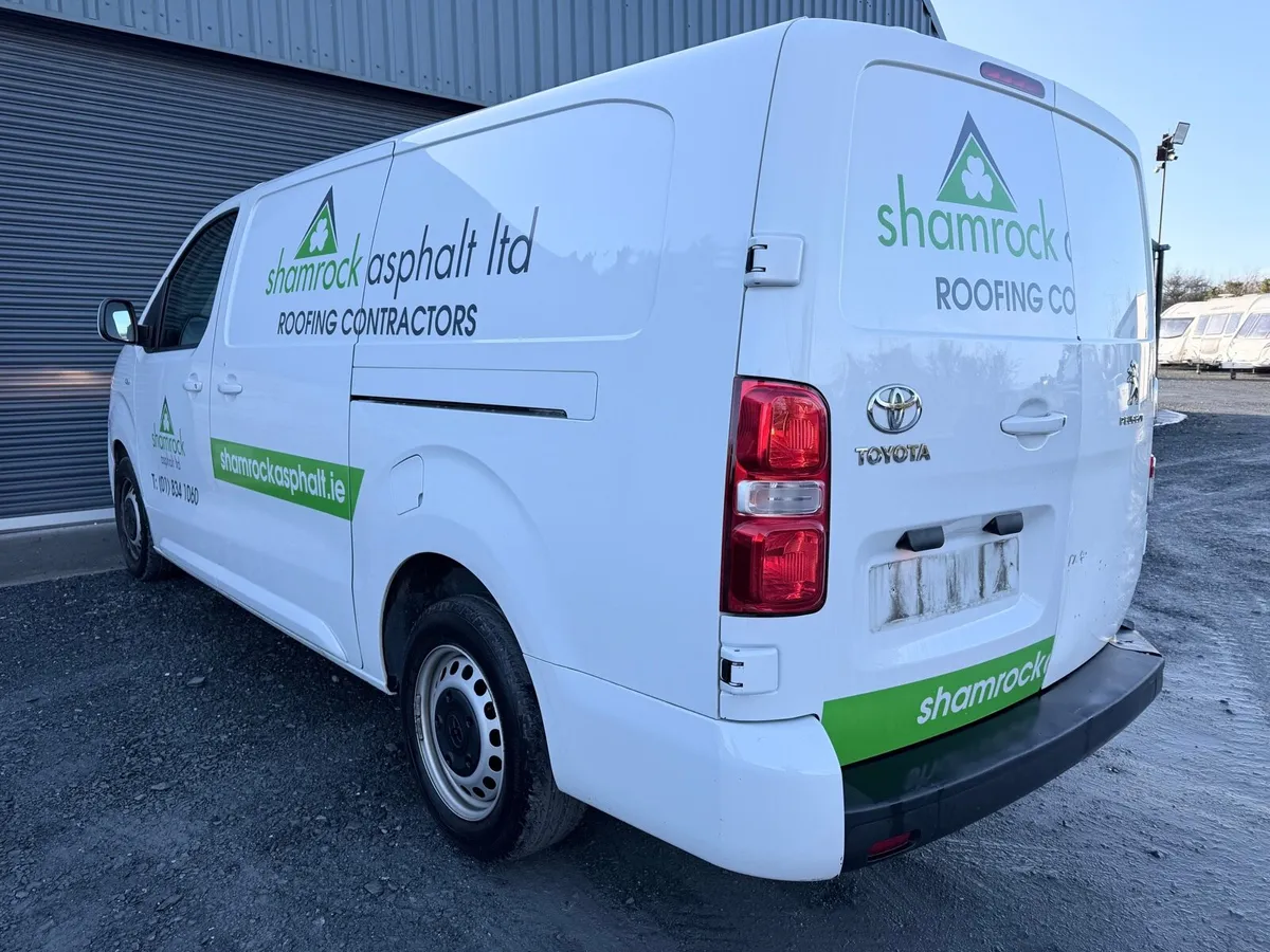 231’ Toyota Proace LWB 2.0 Diesel (140 BHP) - Image 4