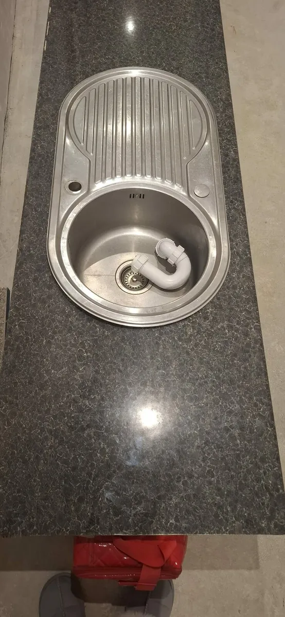 Kitchen worktop - Image 3