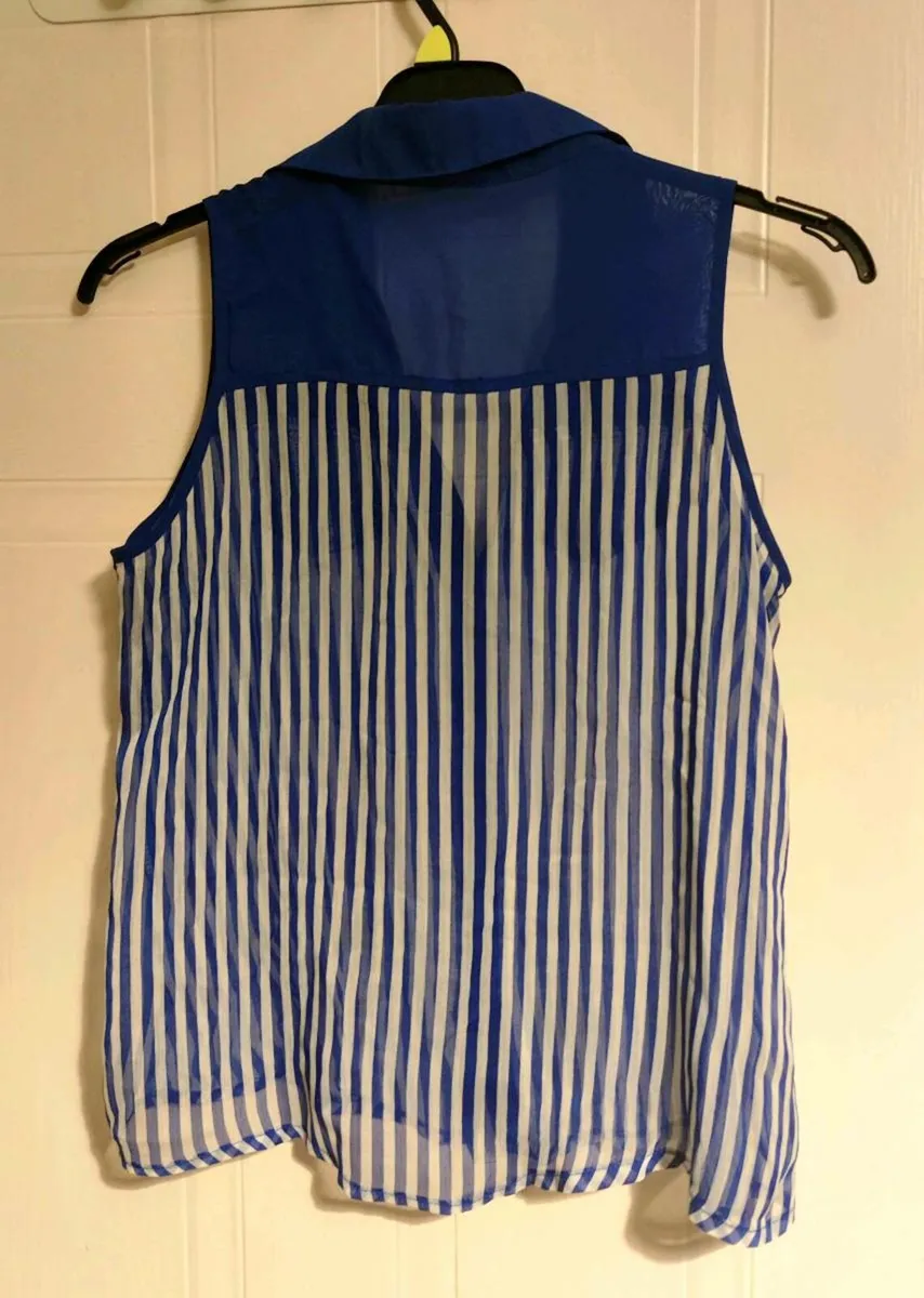 Sleeveless Striped Blouse with Sheer Panels - Image 4