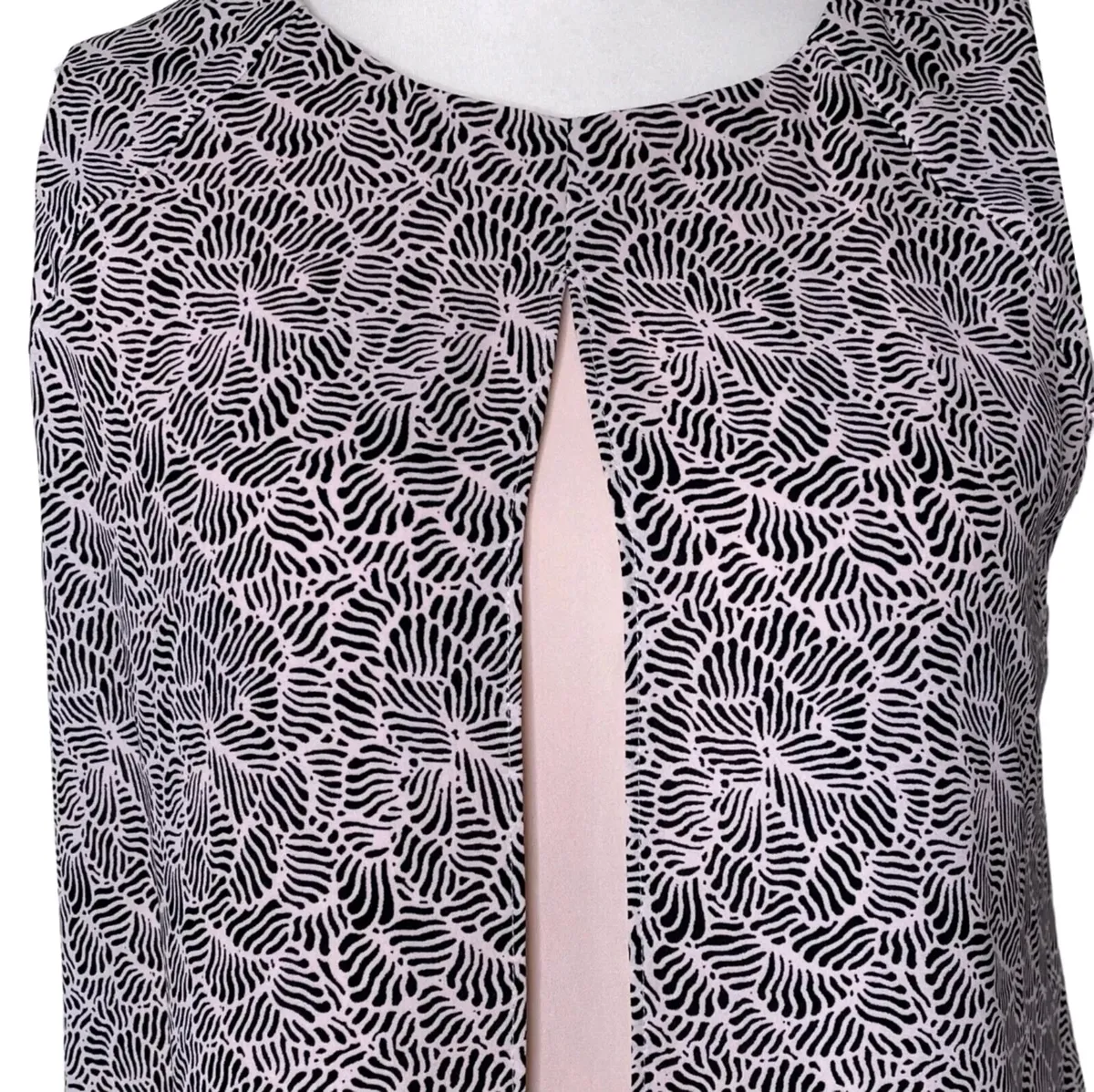 Layered Sleeveless Blouse – Principles by Ben de L - Image 2