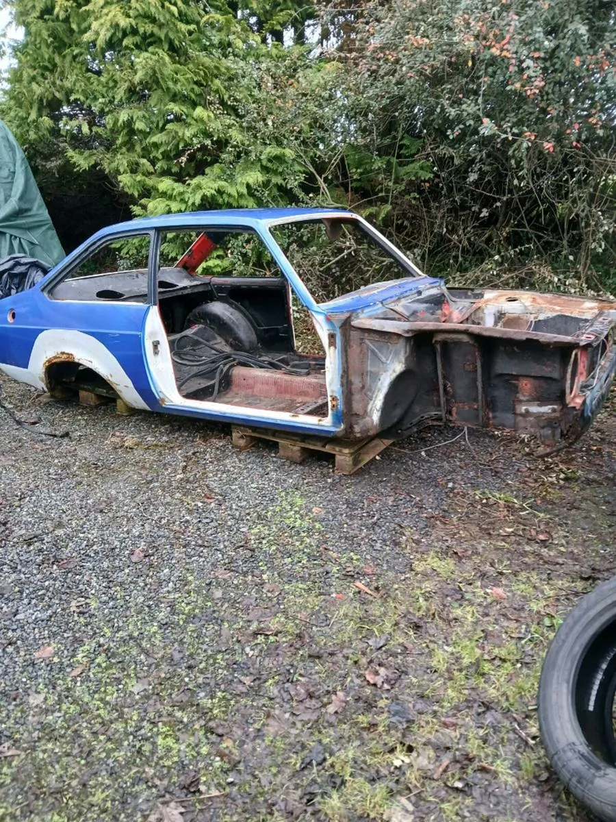 Ford Escort RS 2000 MK2 PARTS,SHELL,SEATS,ETC - Image 1