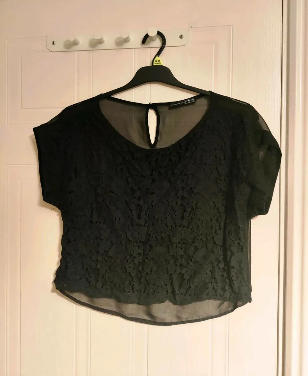 Black Floral Lace Blouse – Atmosphere – Size UK 14 - Image 1
