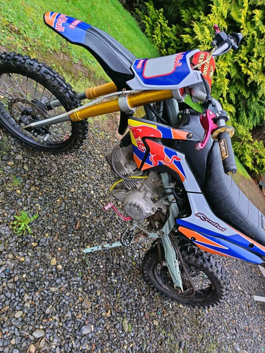 Dirt bike - Image 2